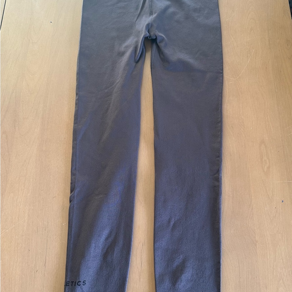 Pants 💜🤍 - Picture 7 of 15